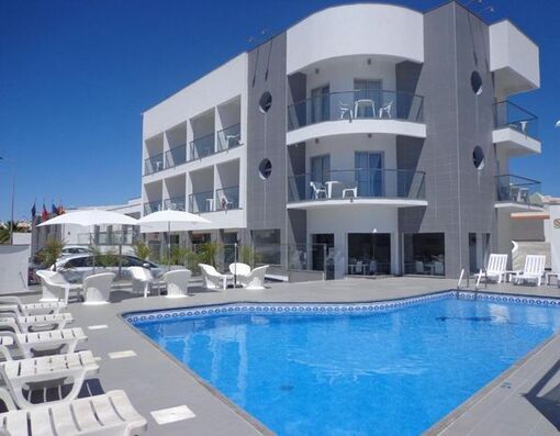 Algarve Holidays - K R Lounge - Albufeira