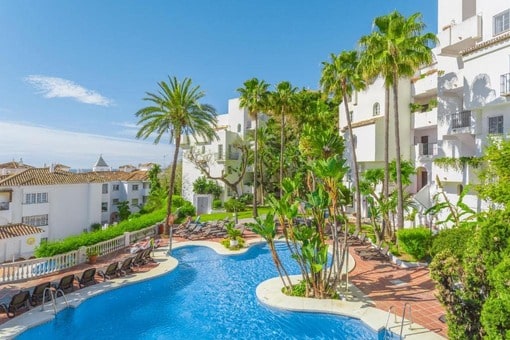 Package Deals to Benalmadena - Royal Oasis Club at Pueblo Quinta