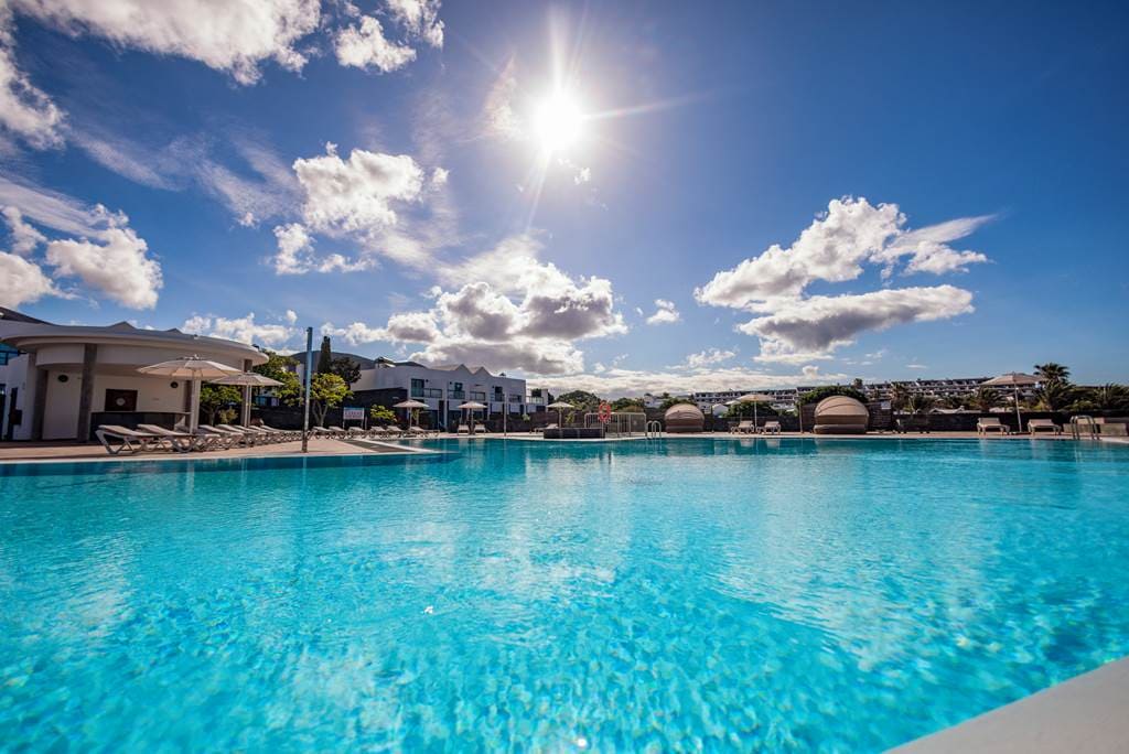 4 Star Caybeach Papagayos - Playa Blanca - Lanzarote 1