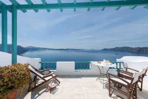 4 Star Strogili Hotel - Kamari - Santorini